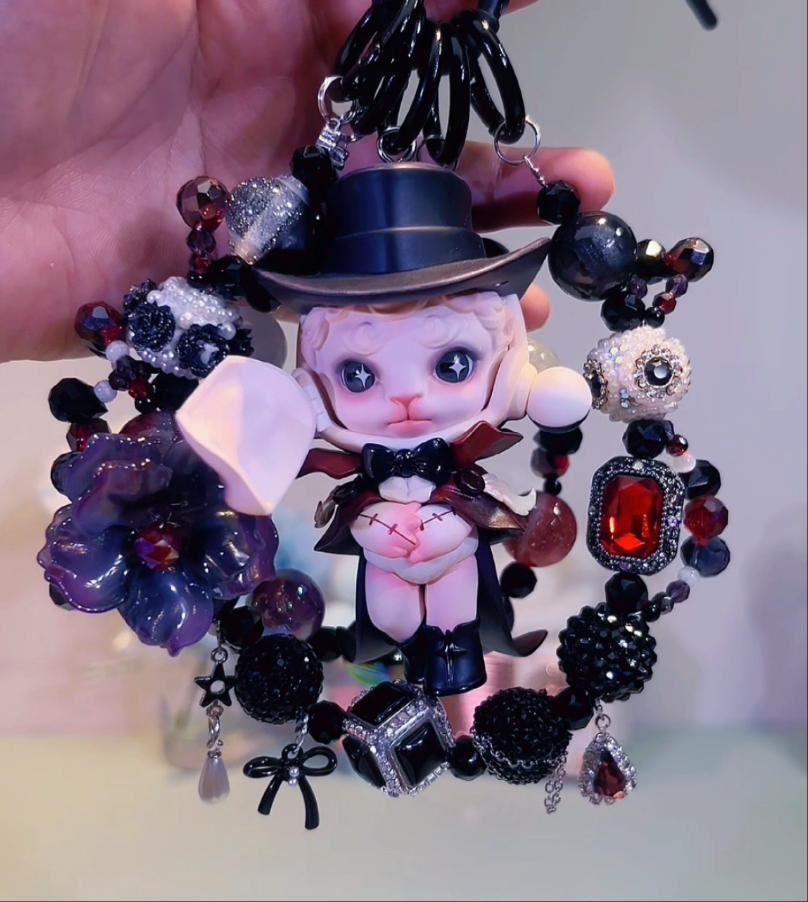 Skullpanda The Disguise DIY Bag and Car Charms